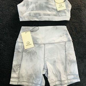 Feed Me Fight Me FMFM 5” shorts & bra Sz M